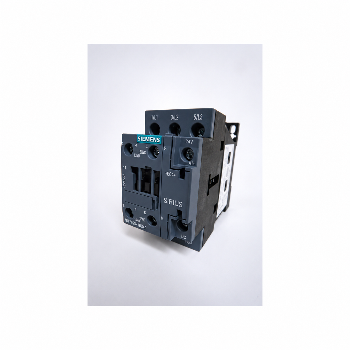 Siemens 3RT2025-1BB40 SIRIUS 3RT2 power contactor